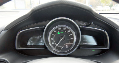 Mazda3 Sedan Hybrid-S L-Package Speed meter 400.jpg