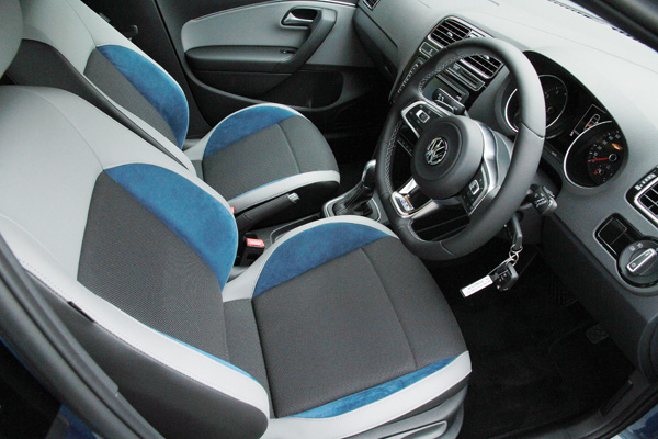 VW POLO Blue GT 08 seat and steering 600.jpg